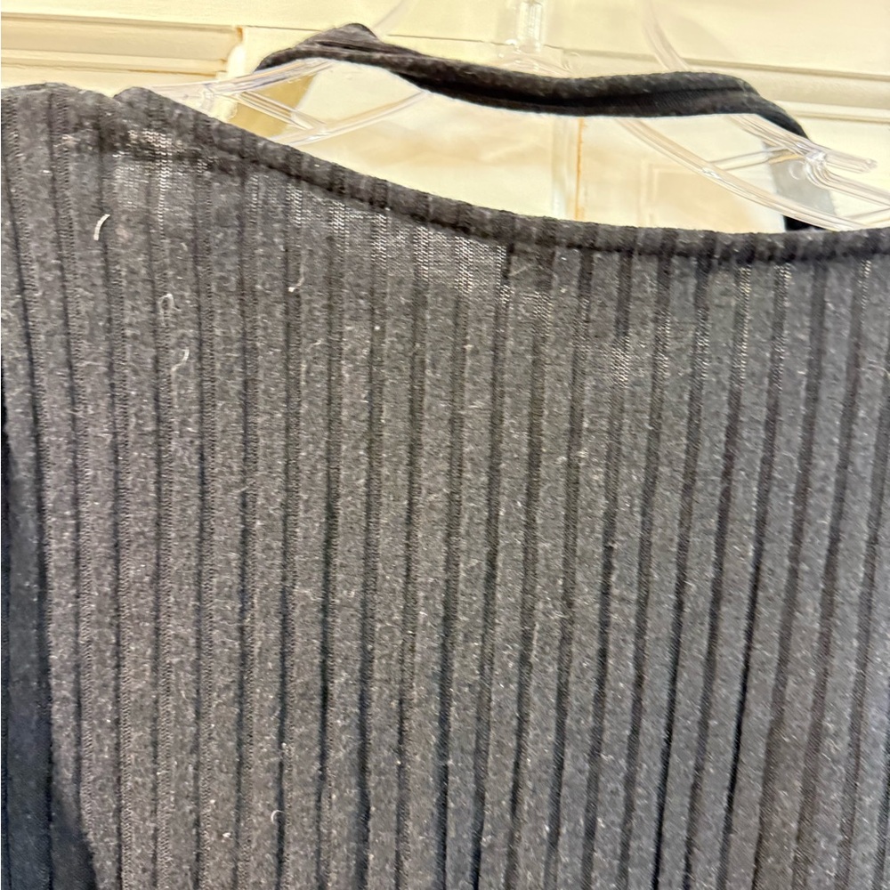 Women's Ribbed blackTop - Picture 4 of 4